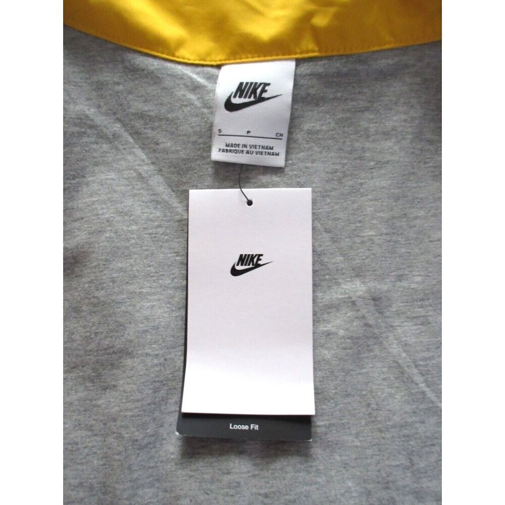 Men's Nike Club Snap Front Lined Coaches Jacket University Gold Size Small NWT - Picture 3 of 5